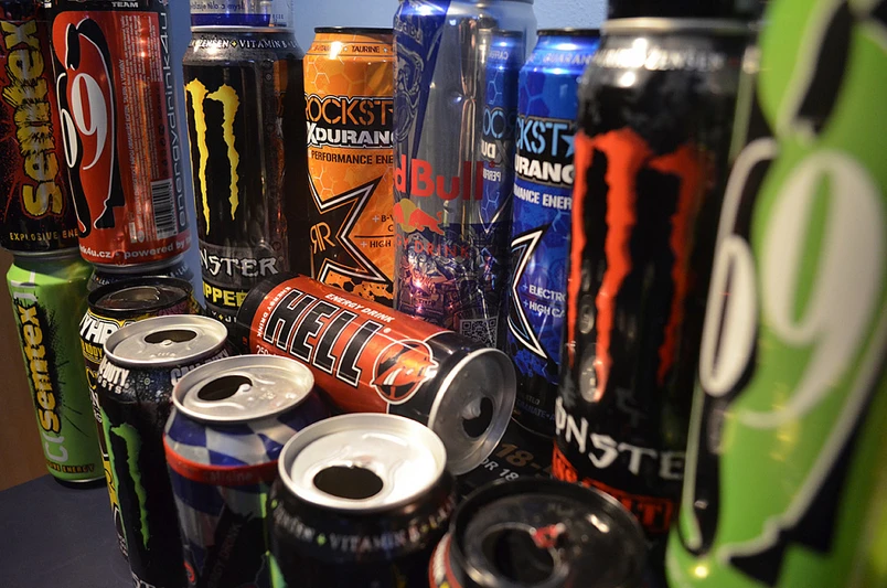 Tobora ommalashib borayotgan energetik ichimliklarning inson salomatligiga taʼsiri!