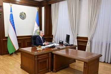 Mirziyoyev 92 min nafar bitiruvchilar ishga joylashtirilishi haqida buyruq berdi