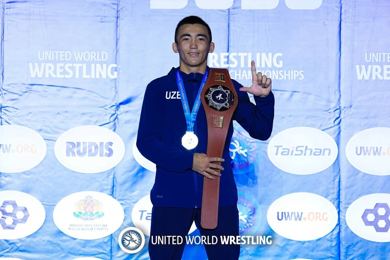 Aytjan Xalmaxanov ikkinchi bor jahon chempionligini qoʻlga kiritdi