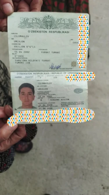 Петербург аэропортида ўзбекистонлик йигит ноқонуний ушланиб, урушга бориш билан таҳдид қилинаётгани айтилмоқда