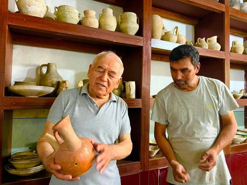 Axsikentda noyob ashyolar topildi