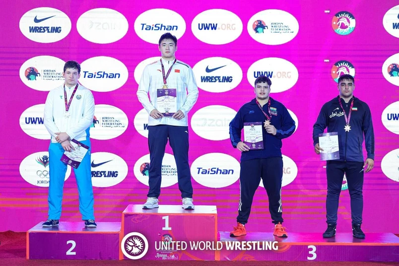 Oʻzbekistonlik kurashchilar U17 musobaqasini medallar bilan boshladi