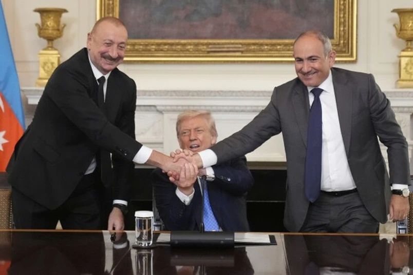 Ilhom Aliyev Trampni tinchlik boʻyicha Nobel mukofotiga loyiq koʻrdi