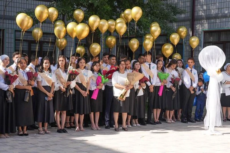 Maktab bitiruvchilari "bitiruv oqshomi" oʻtkazishi taqiqlandi / foto:  Sputnik Oʻzbekiston /