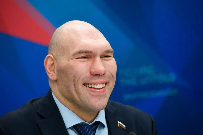 Sobiq jahon chempioni sirtdan 15 yillik qamoq jazosiga hukm qilindi